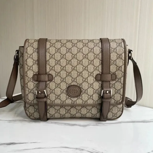 Gucci Horsebit Messenger Bag GG Supreme Canvas