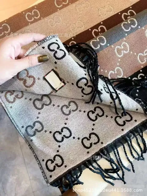 Gucci GG Logo Scarf