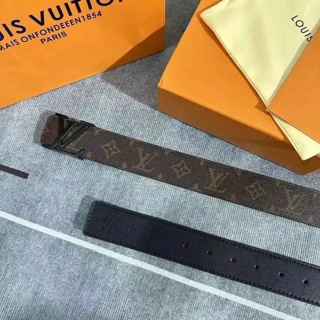 咖花黑扣【全套礼盒+打孔器】