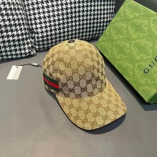 Fans Finds