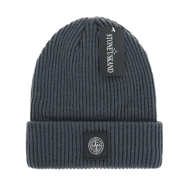 Stone Island Ribbed Beanie Compass Patch