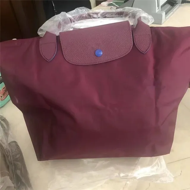 酒红