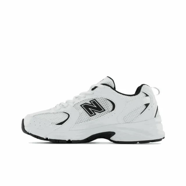 New Balance 2002R Classic