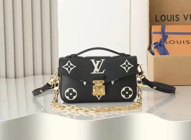 Louis Vuitton LV Trainer