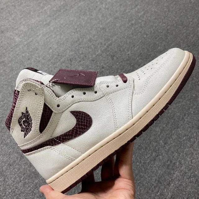 AJ1 AMM