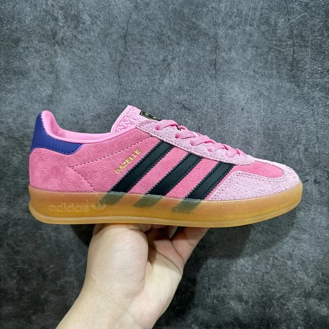 阿迪Gazelle 粉黑 IE7002