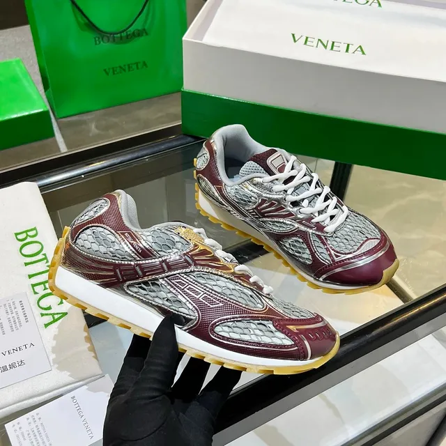 Bottega Veneta Andiamo Snake-Print Metallic