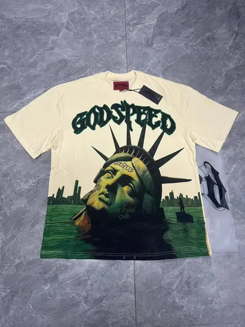 Godspeed Liberty Graphic Tee Statue of Liberty Print