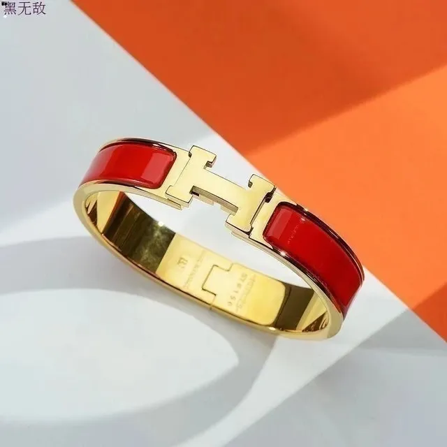 黄金色红珐琅