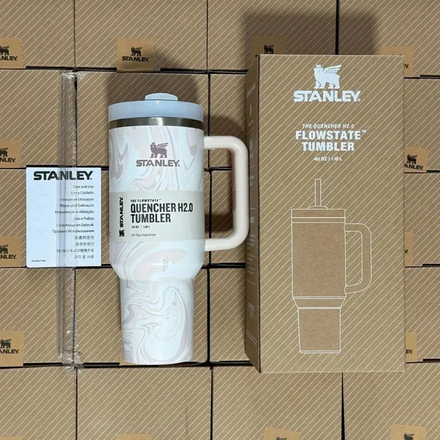 Stanley Quencher H2.0 Tumbler FlowState Marble