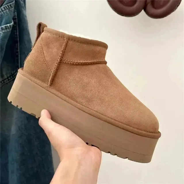 UGG Mini Platform