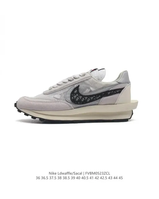 Nike LDWaffle Sacai