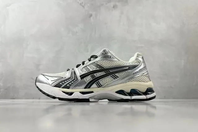 Asics Gel-Kayano 14 Silver Black