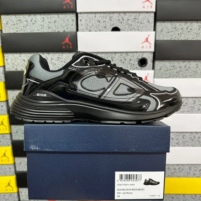 H981黑亮片