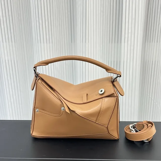 Loewe Puzzle Small