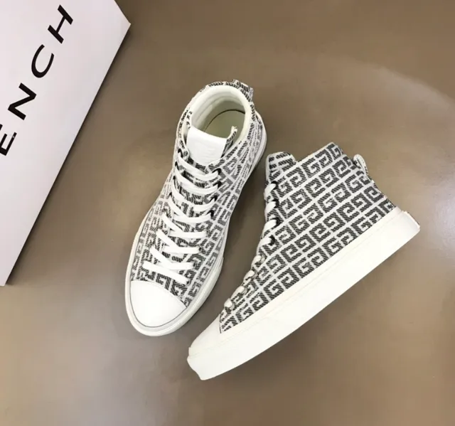 Givenchy High-Top Sneaker