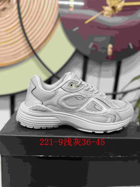 Dior B22
