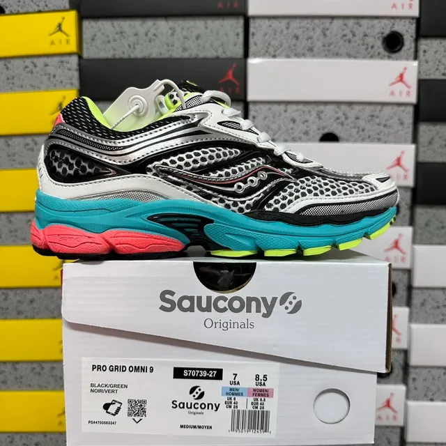 Saucony Pro Grid Omni 9 Black/Green