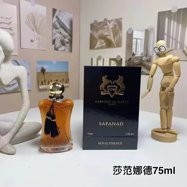 莎范娜德