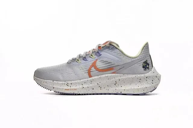 Nike Air Zoom Tempo NEXT% Speckled Grey Orange