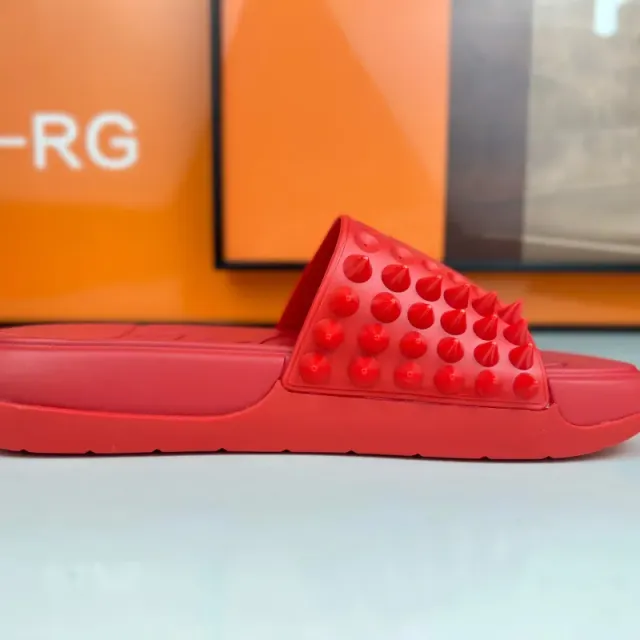 Christian Louboutin Louis Junior Spikes Monochrome Red