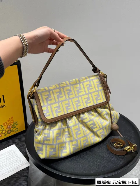 Fendi Baguette FF Logo Jacquard