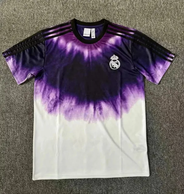 2526皇马训练服白紫
