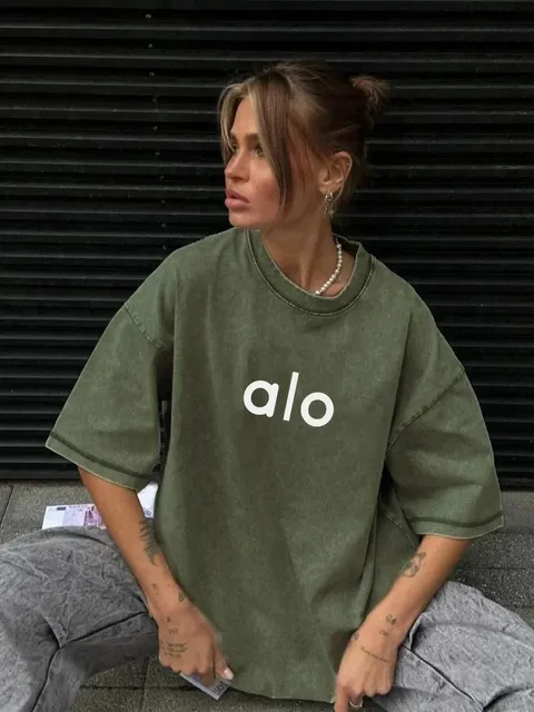 Alo Yoga Logo Tee Olive Washed
