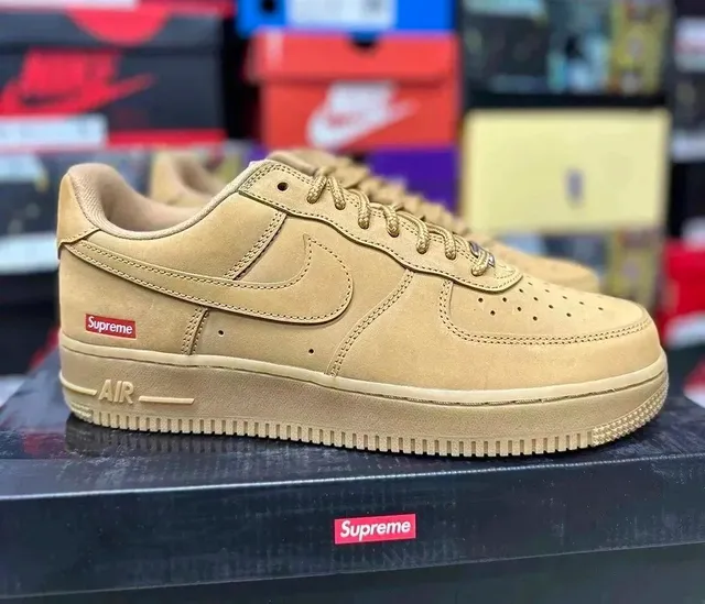 Nike Air Force 1 Low Supreme Box Logo