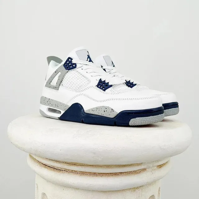 Air Jordan 4 Military Blue