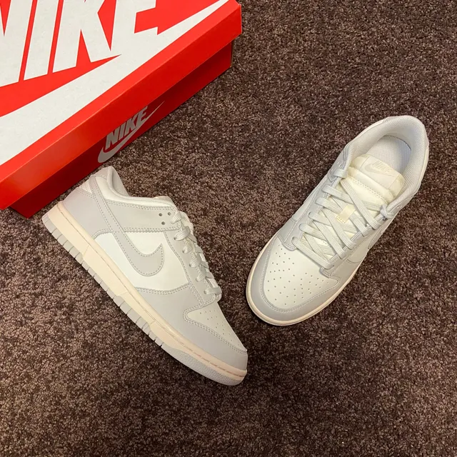 Nike Dunk Low Pure