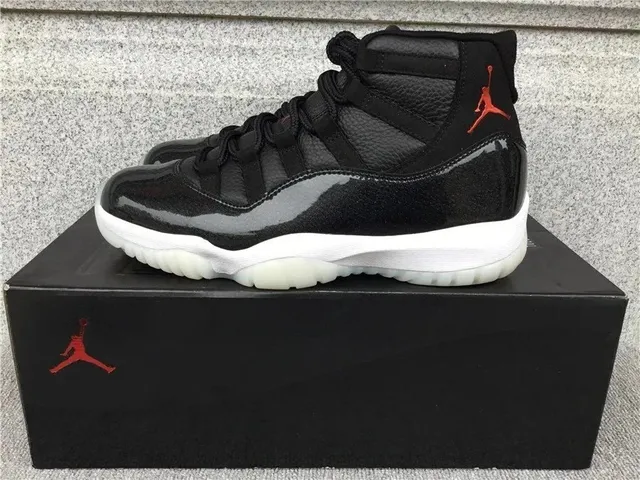 Air Jordan 11 Bred