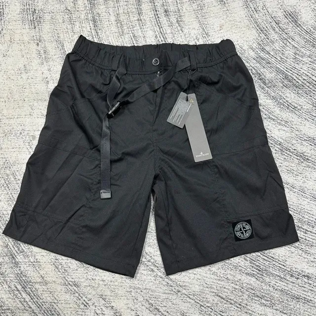 Stone Island Cargo Shorts Black