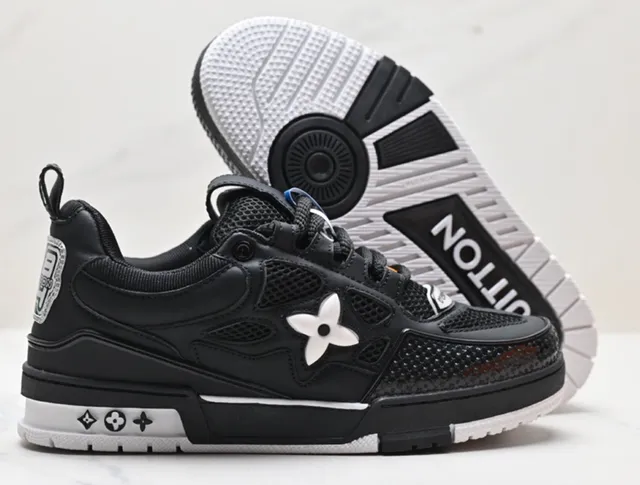 Louis Vuitton LV Trainer Monogram Flower