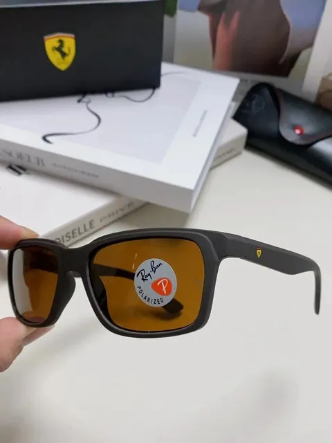 Ray-Ban Wayfarer Ferrari Edition