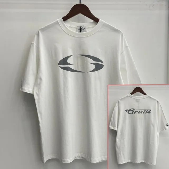 Graphic Tee Logo Print