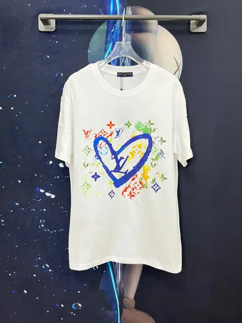Louis Vuitton T-Shirt Multicolor Heart Print
