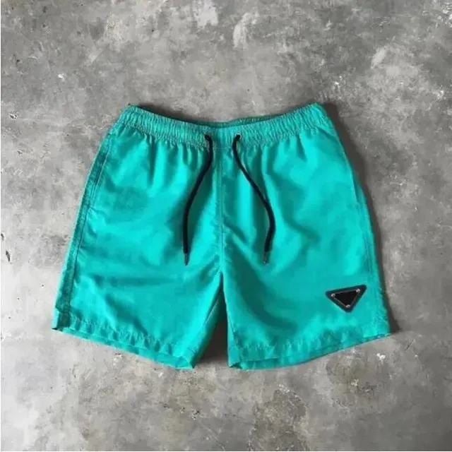天蓝色