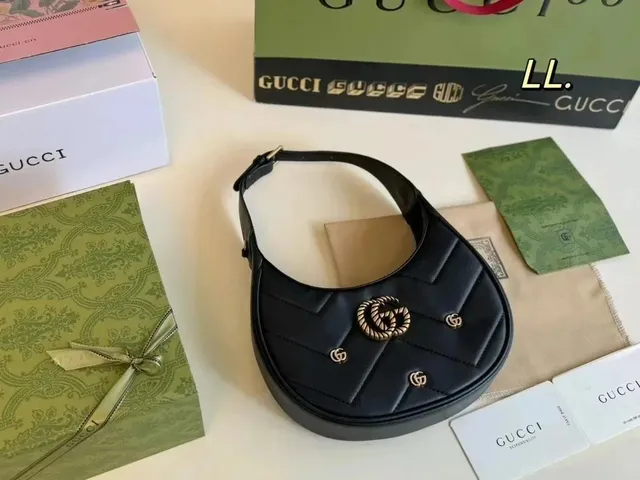 Gucci GG Marmont Mini Quilted Leather with Double G