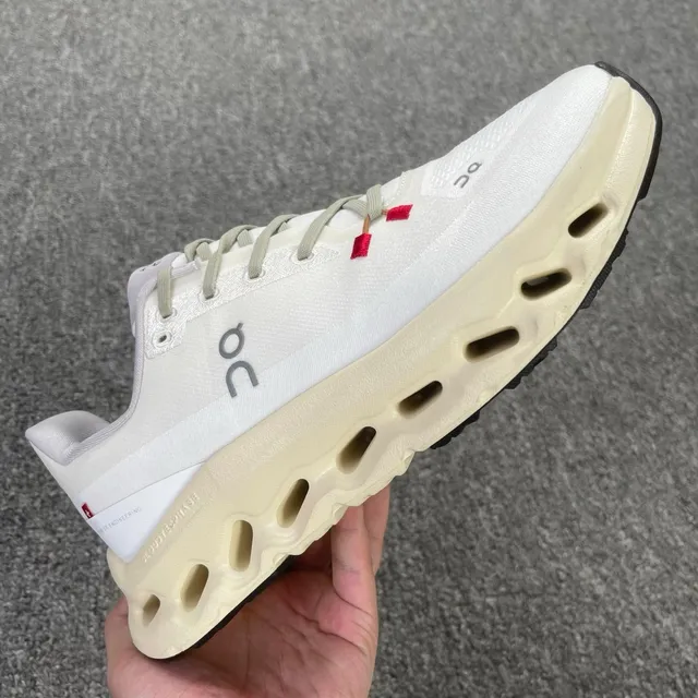 On Cloudmonster White Beige Red