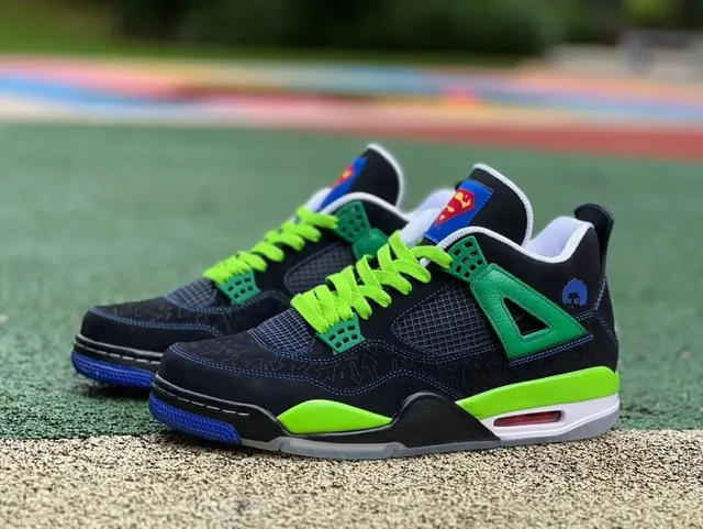Air Jordan 4 Superman