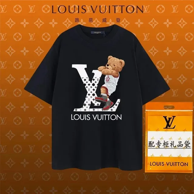 Louis Vuitton T-Shirt Bear Graphic