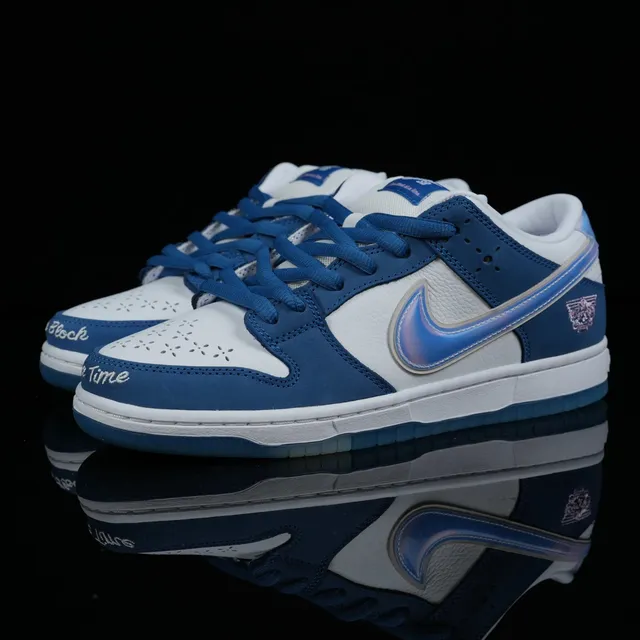 Dunk SB 蓝白色-FN7819-400