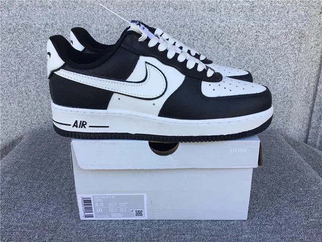 Nike Air Force 1 Low Triple Black/White