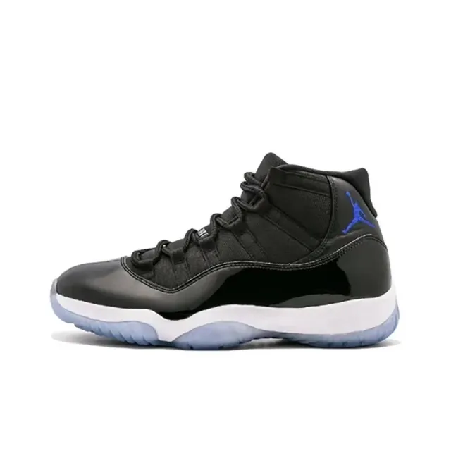 Air Jordan 11 Concord