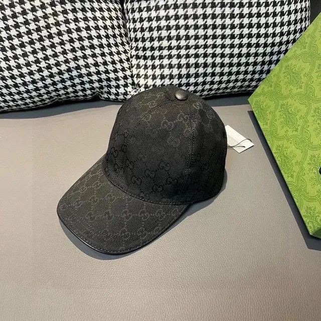 Gucci Baseball Cap GG Monogram