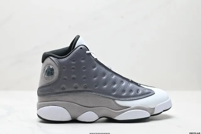 Air Jordan 13 Low