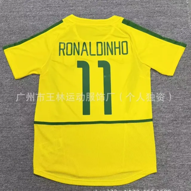 02 brazil home yellow (no. 11)