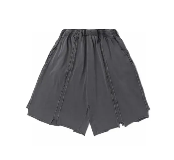 V555 Shorts
