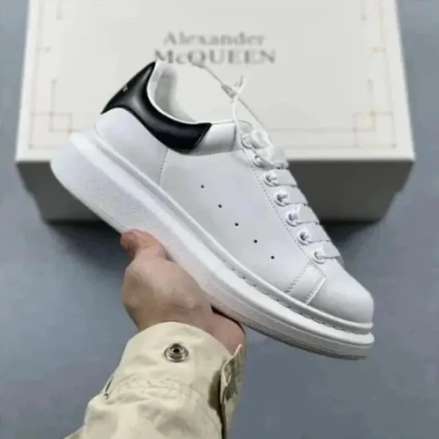 Alexander McQueen Sneaker White with Black Heel Tab